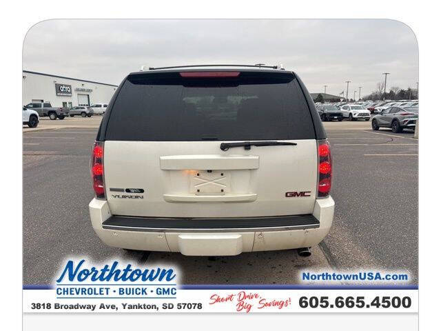 2010 GMC Yukon Denali