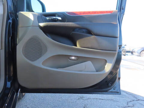 2014 Chrysler Town and Country Touring