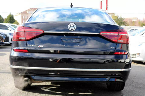 2019 Volkswagen Passat SE R-Line