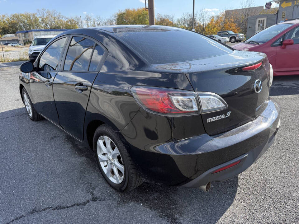 2011 Mazda MAZDA3 i Touring - Photo 4