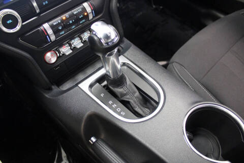 2021 Ford Mustang EcoBoost