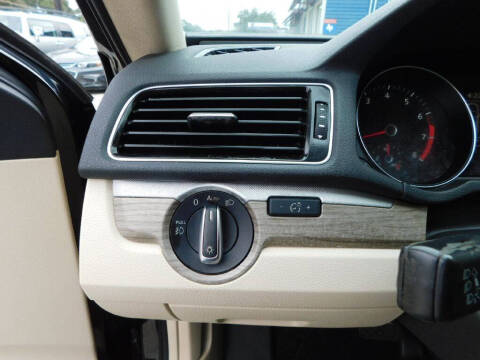 2016 Volkswagen Passat