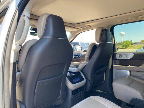 2023 Lincoln Navigator L Reserve