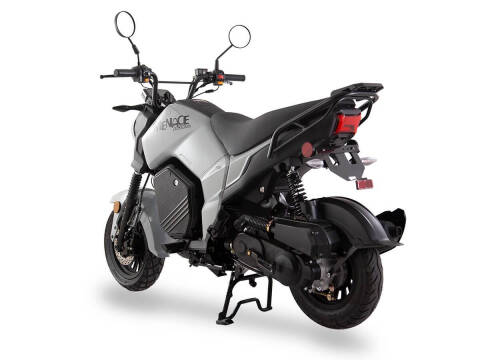 2025 Ascend MENACE 200cc EFI AUTOMATIC