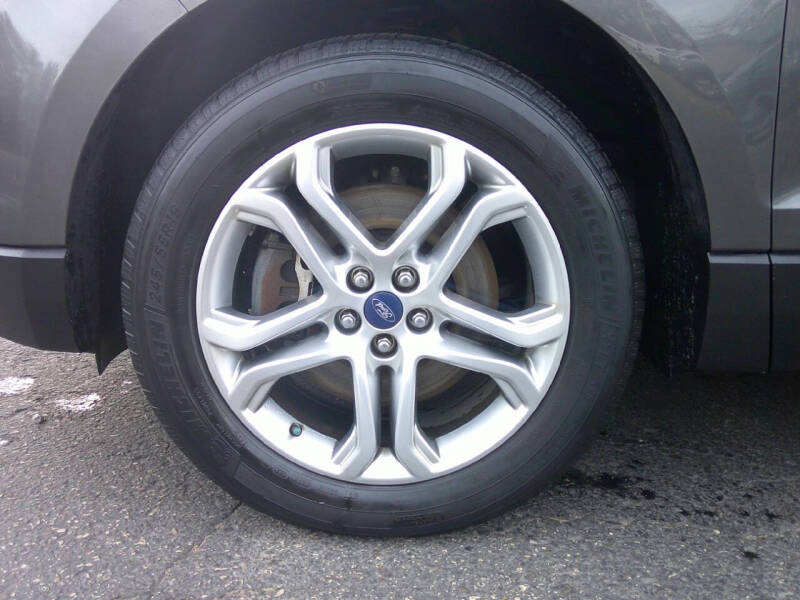 2018 Ford Edge Titanium