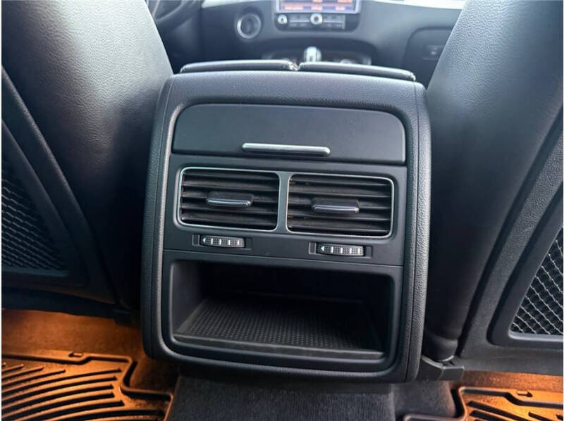 2015 Volkswagen Touareg TDI Lux