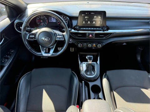 2020 Kia Forte GT Line