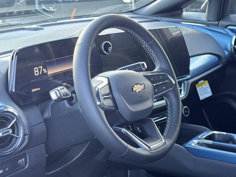 2026 Chevrolet Equinox EV LT 2