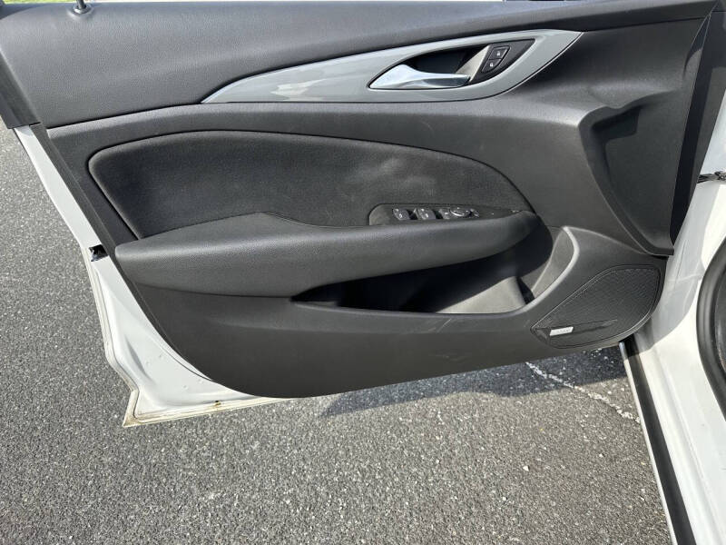2020 Buick Regal Sportback Preferred