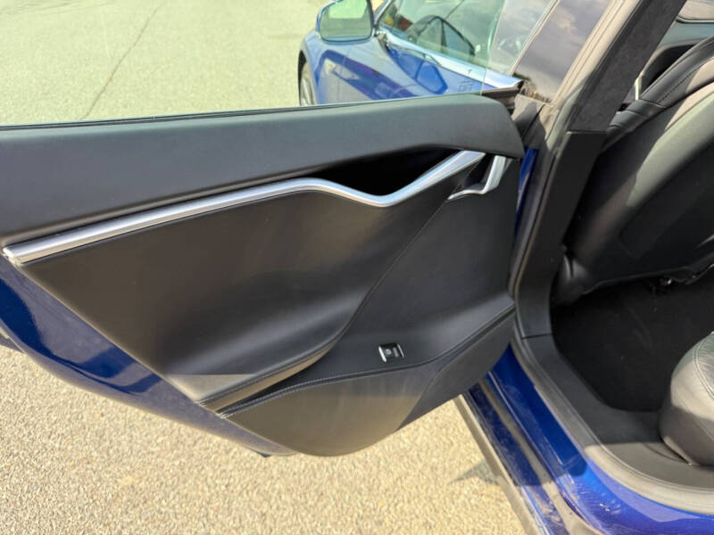 2016 Tesla Model S 70