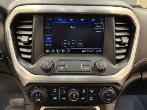 2022 GMC Acadia SLE