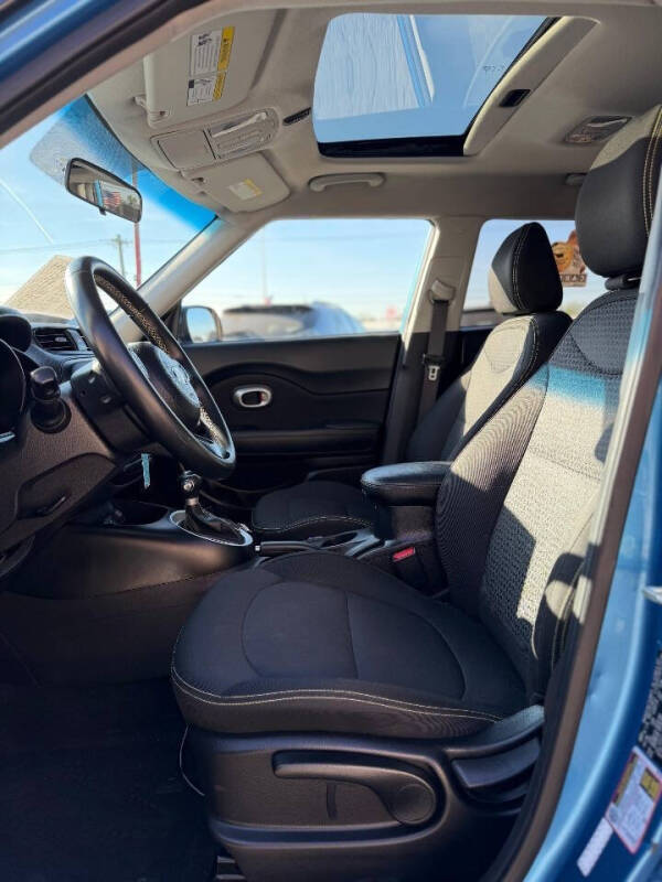 2016 Kia Soul +
