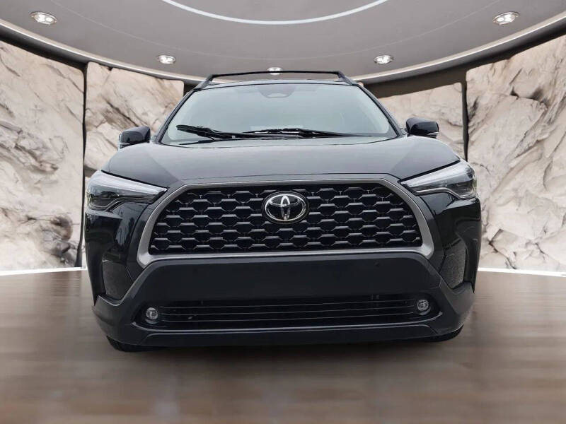 2025 Toyota Corolla Cross XLE