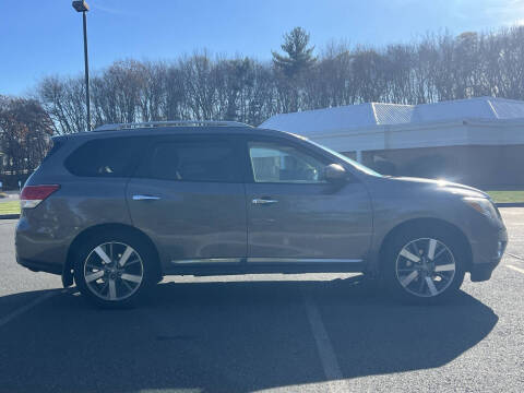 2014 Nissan Pathfinder Platinum