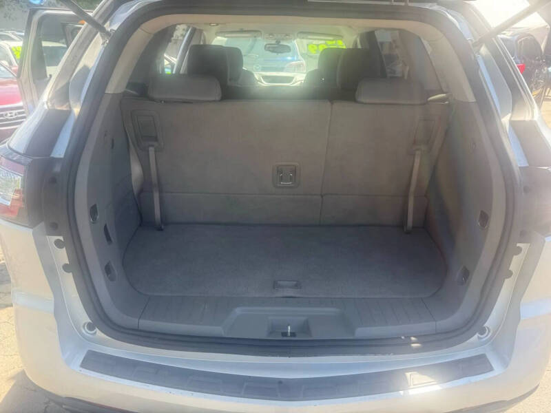 2014 Chevrolet Traverse LS