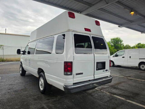 2009 Ford E-Series E-350 SD