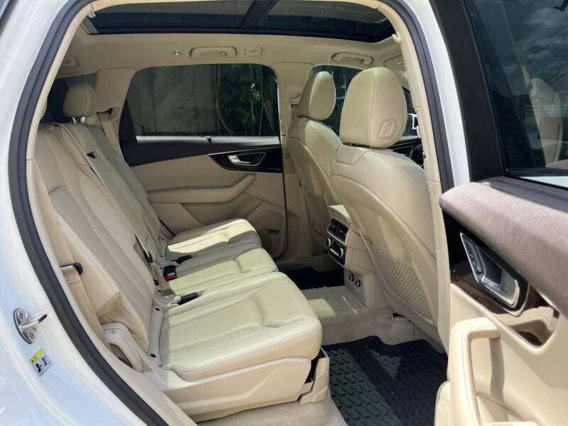 2019 Audi Q7 quattro Prestige 55 TFSI