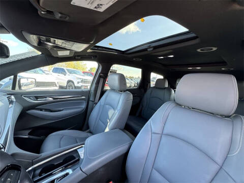 2023 Buick Enclave Essence