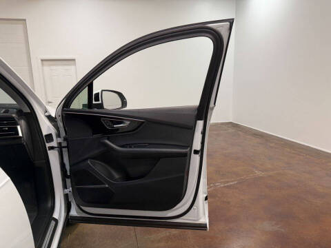 2023 Audi Q7 quattro Premium Plus 45 TFSI