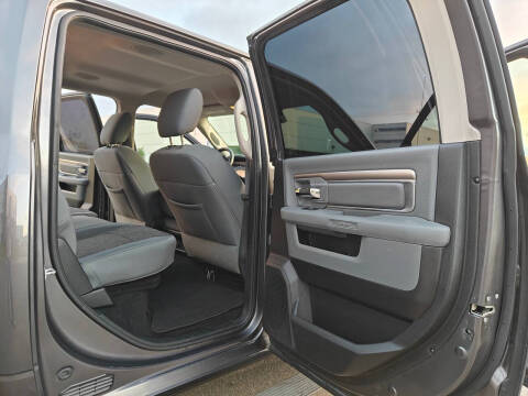 2016 RAM 1500 Big Horn
