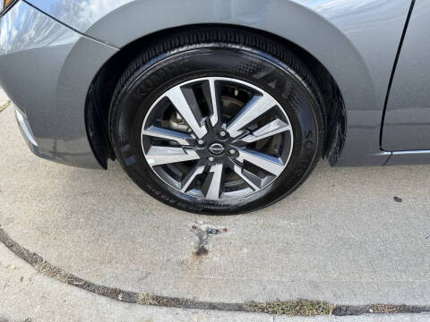 2025 Nissan Versa SV