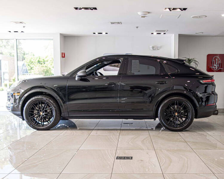 2024 Porsche Cayenne Coupe