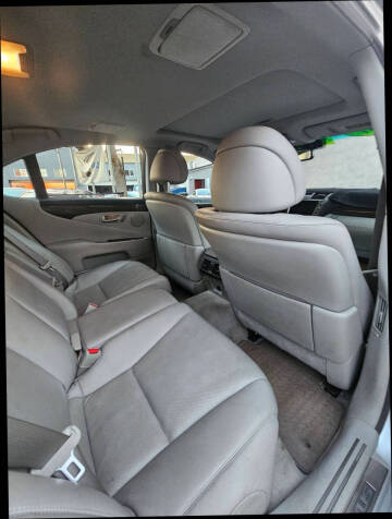 2007 Lexus LS 460