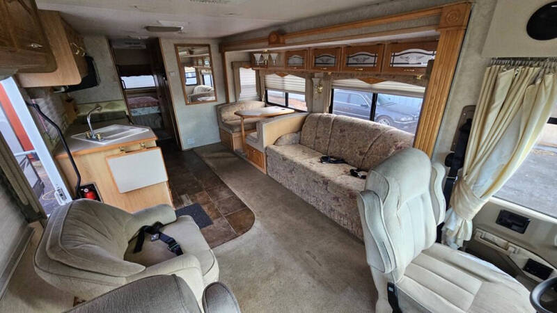 2004 Ford Motorhome Chassis