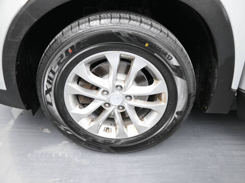 2020 Hyundai Santa Fe SE