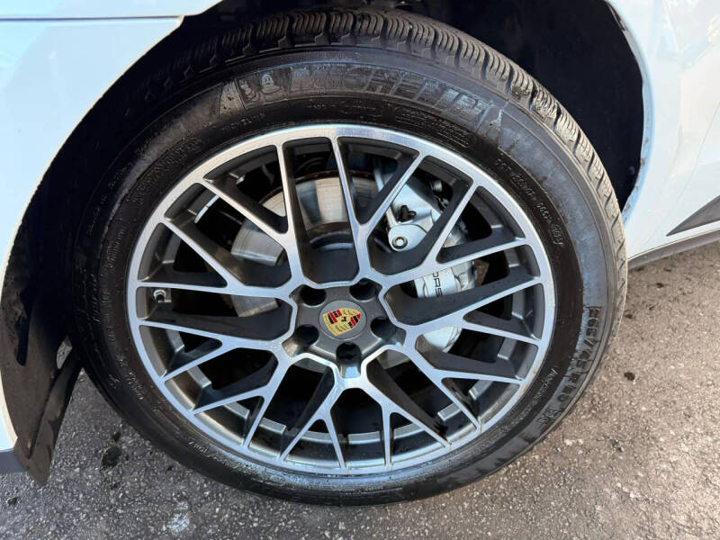 2017 Porsche Macan S