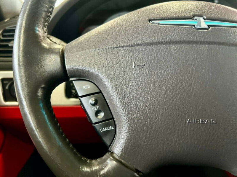 2002 Ford Thunderbird Deluxe