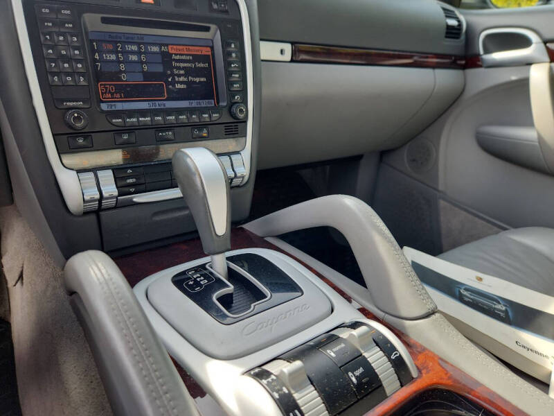 2004 Porsche Cayenne Turbo