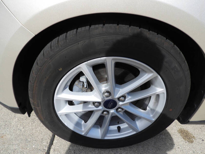 2017 Ford Focus SE
