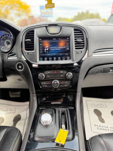 2019 Chrysler 300 S
