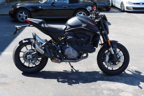 2022 Ducati Monster