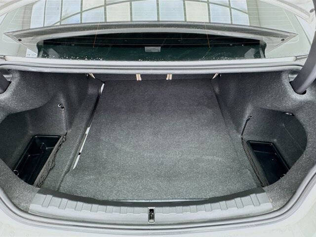 2022 BMW 3 Series 330i