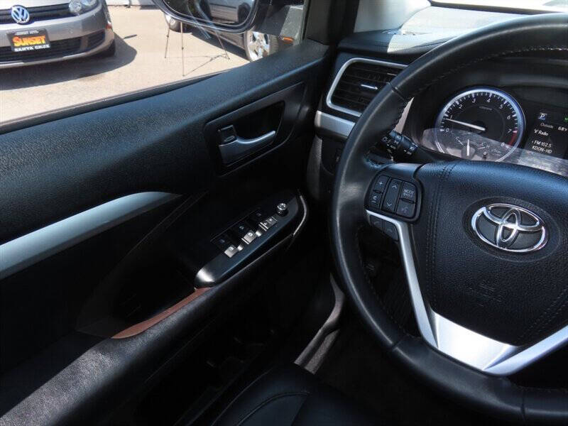 2017 Toyota Highlander XLE