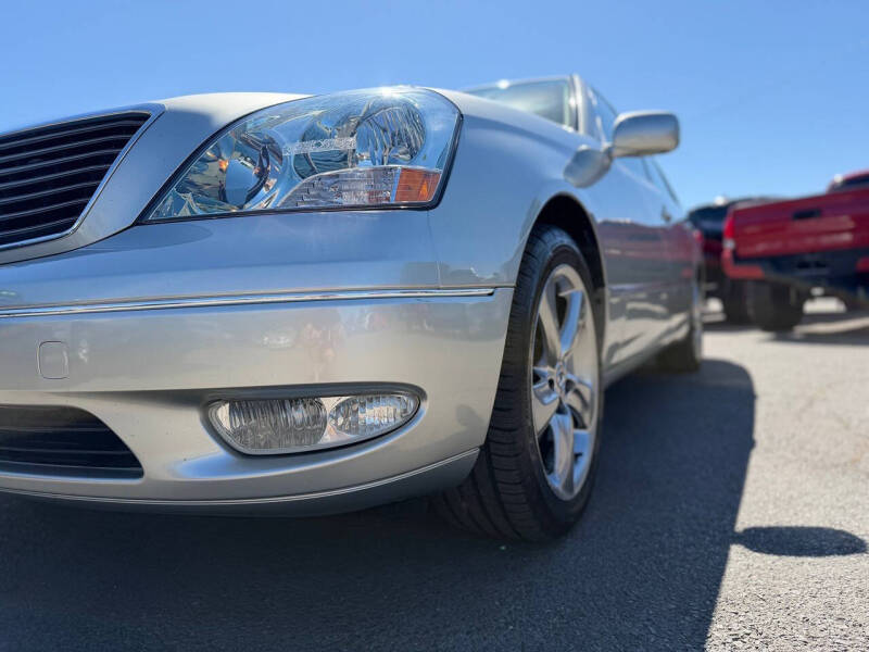 2003 Lexus LS 430