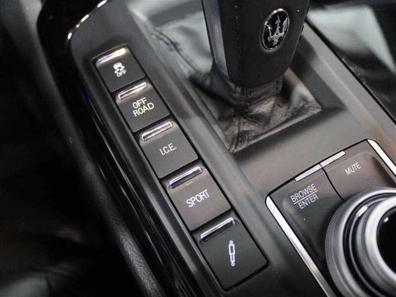 2023 Maserati Levante Modena