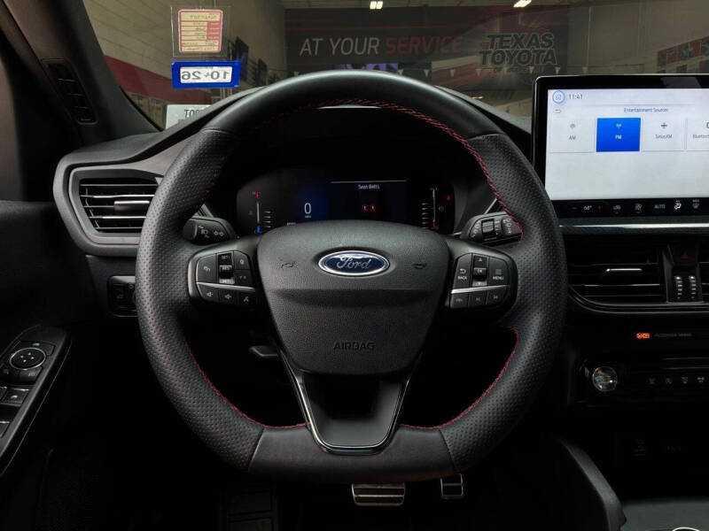 2023 Ford Escape ST-Line