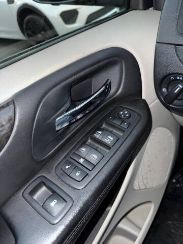 2014 Dodge Grand Caravan SXT