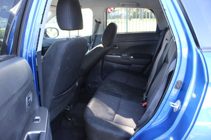 2019 Mitsubishi Outlander Sport SE