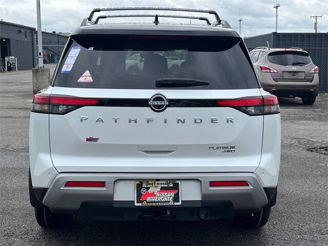 2025 Nissan Pathfinder Platinum