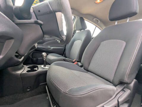 2016 Nissan Versa 1.6 S