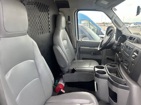 2012 Ford E-Series E-250