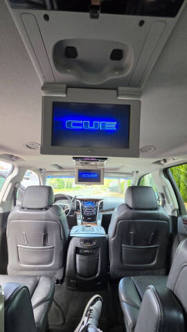 2015 Cadillac Escalade ESV Luxury