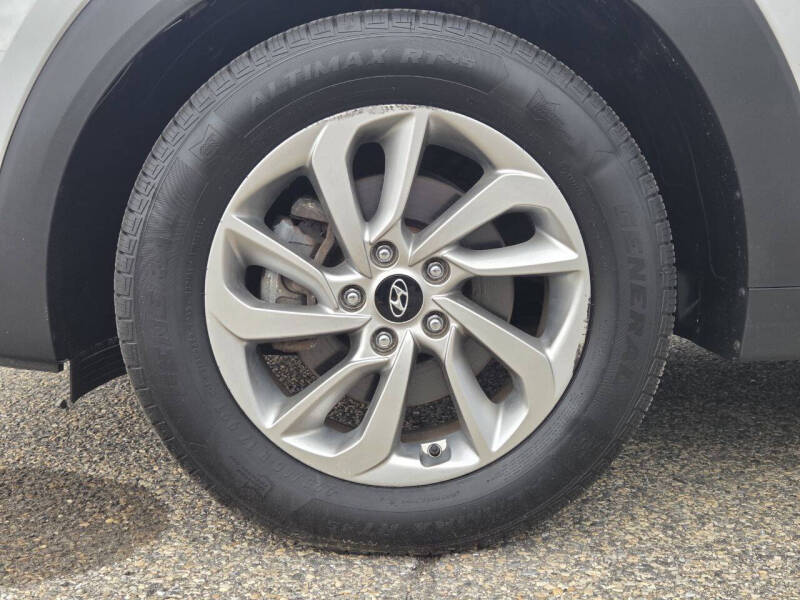 2016 Hyundai Tucson SE
