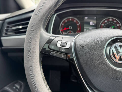 2021 Volkswagen Jetta R-Line