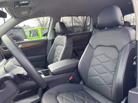 2025 Volkswagen Atlas SE 4Motion
