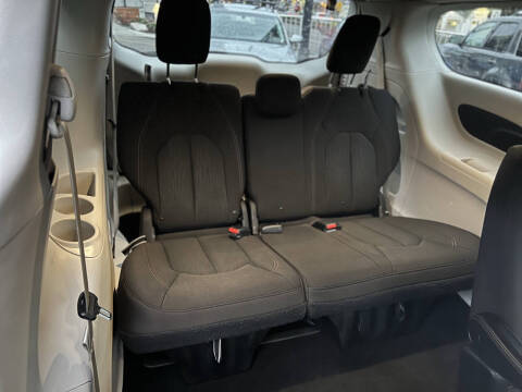 2017 Chrysler Pacifica Touring